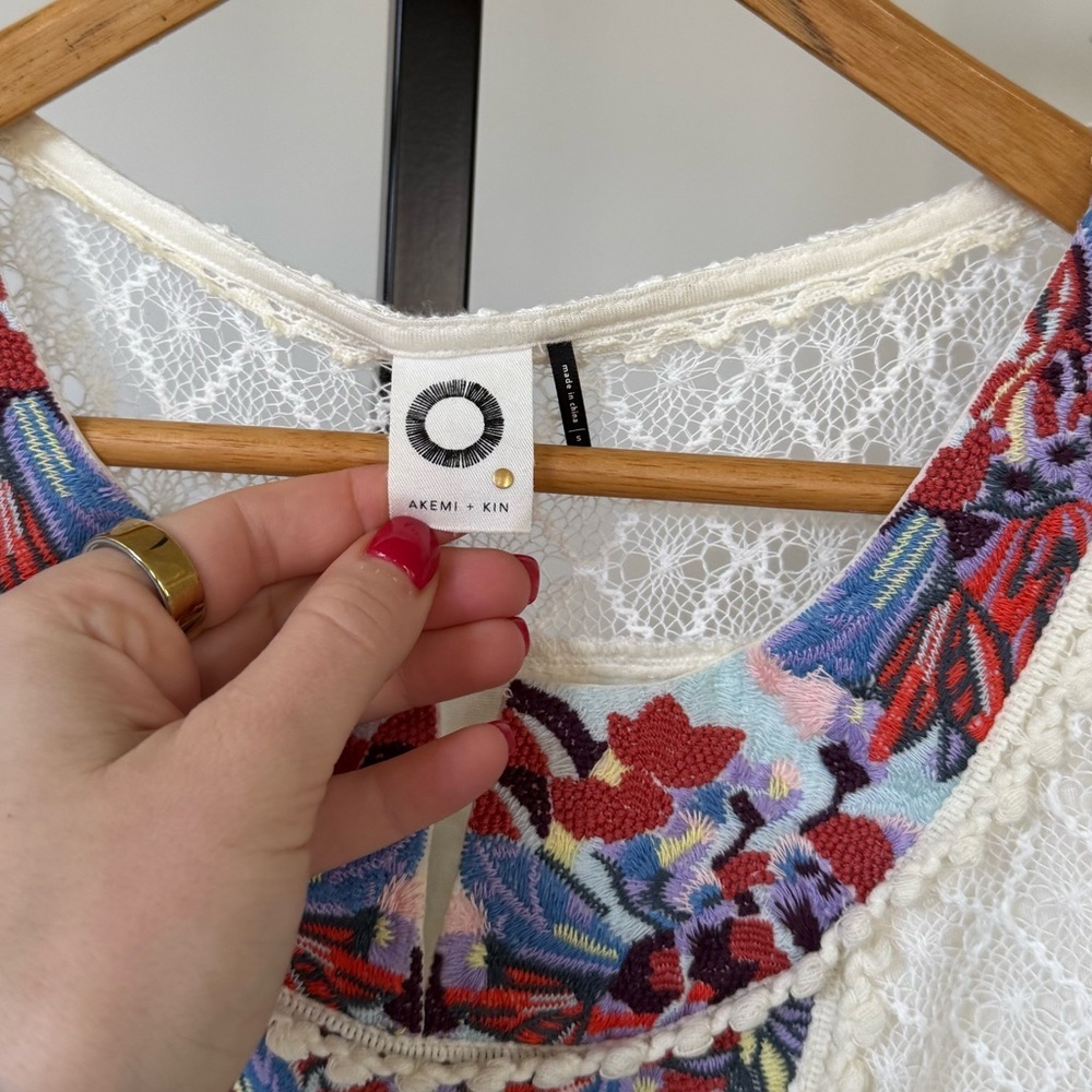 Anthropologie Akemi and Kin blouse top - Picture 3 of 3